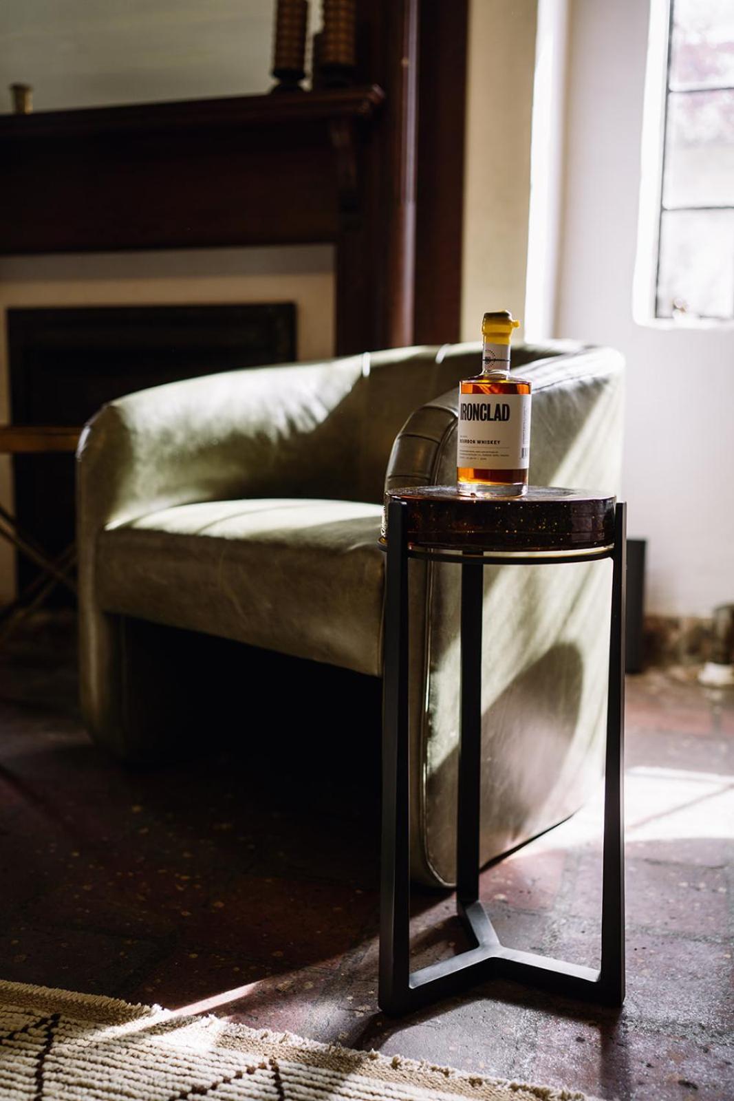 Ironclad Inn And Bourbon Room Fredericksburg Dış mekan fotoğraf